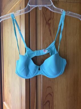 Victoria’s Secret Teal Push Up Without Padding Bra 34A